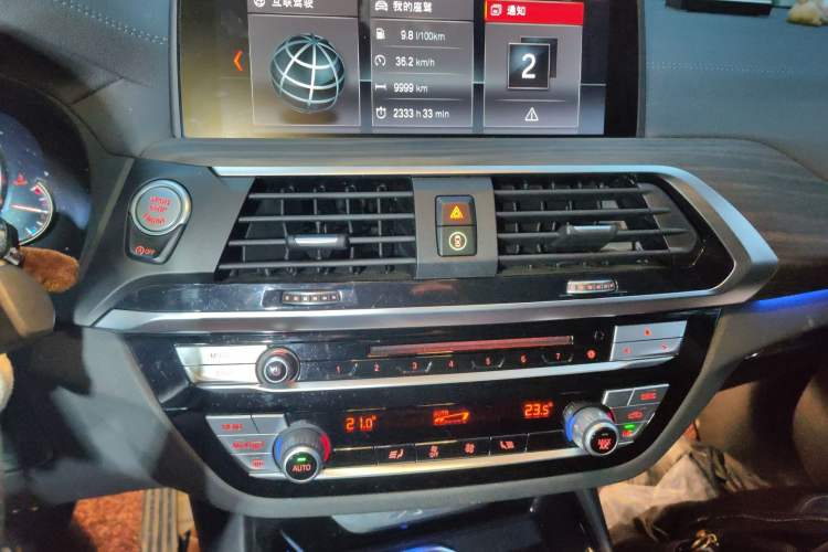 Used BMW X3 2019 xDrive28i Luxury Package Audio And AC Panel