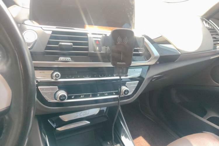 Used BMW X3 2019 xDrive28i M Sport Package Audio And AC Panel
