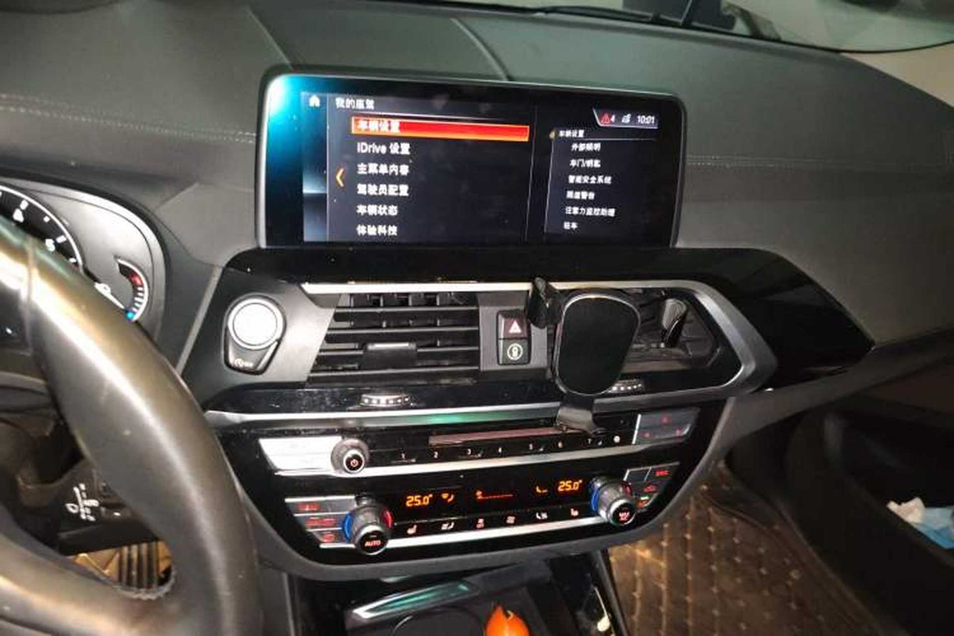 Used BMW X3 2019 xDrive25i Luxury Package Audio And AC Panel