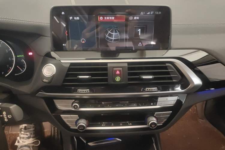 Used BMW X3 2019 xDrive28i M Sport Package Audio And AC Panel