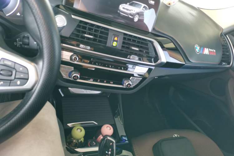 Used BMW X3 2019 xDrive25i M Sport Package Audio And AC Panel