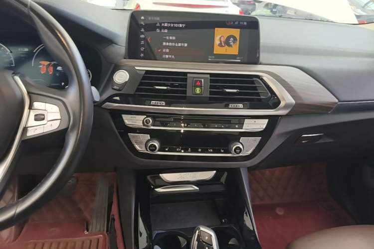 Used BMW X3 2019 xDrive28i Luxury Package Audio And AC Panel