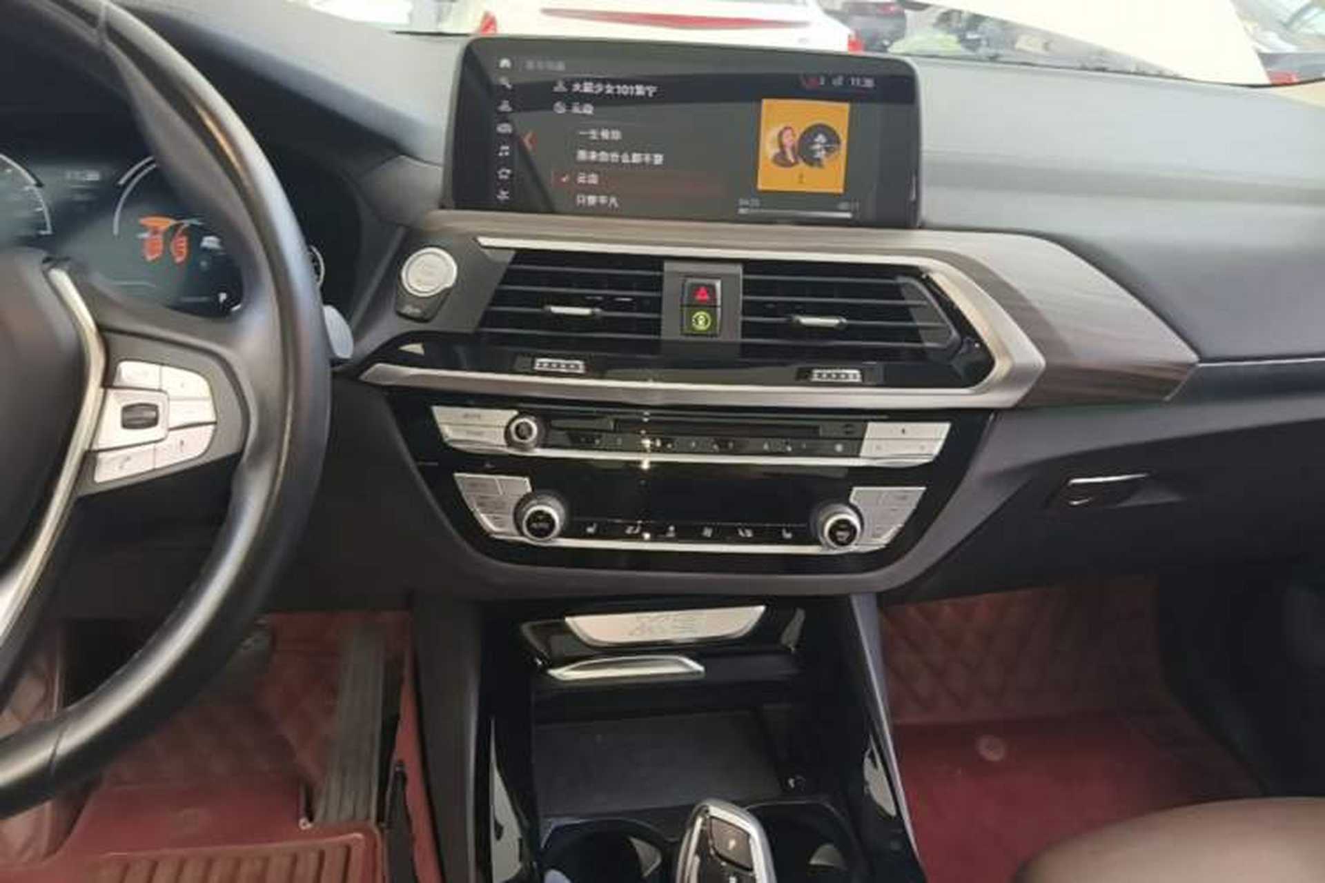 Used BMW X3 2019 xDrive28i Luxury Package Audio And AC Panel