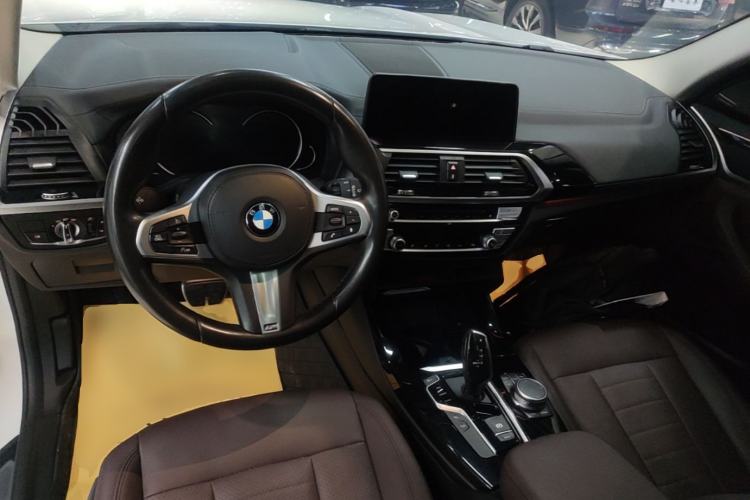 Used BMW X3 2019 xDrive25i M Sport Package Center Console