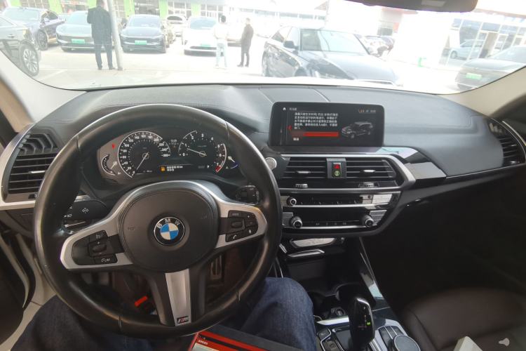 Used BMW X3 2019 xDrive25i M Sport Package Center Console