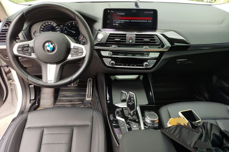 Used BMW X3 2019 xDrive25i M Sport Package Center Console