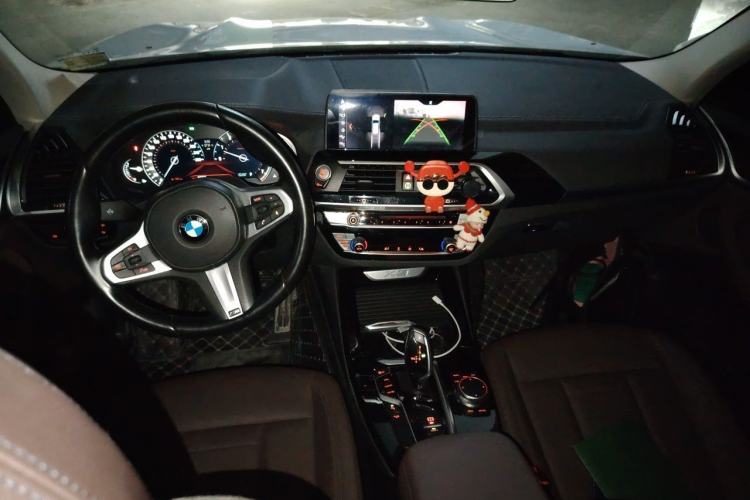 Used BMW X3 2019 xDrive25i M Sport Package Center Console