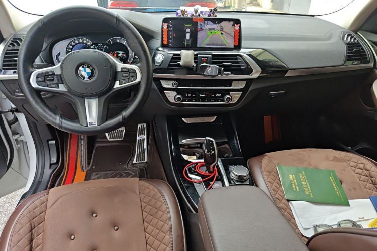 Used BMW X3 2019 xDrive25i M Sport Package Center Console