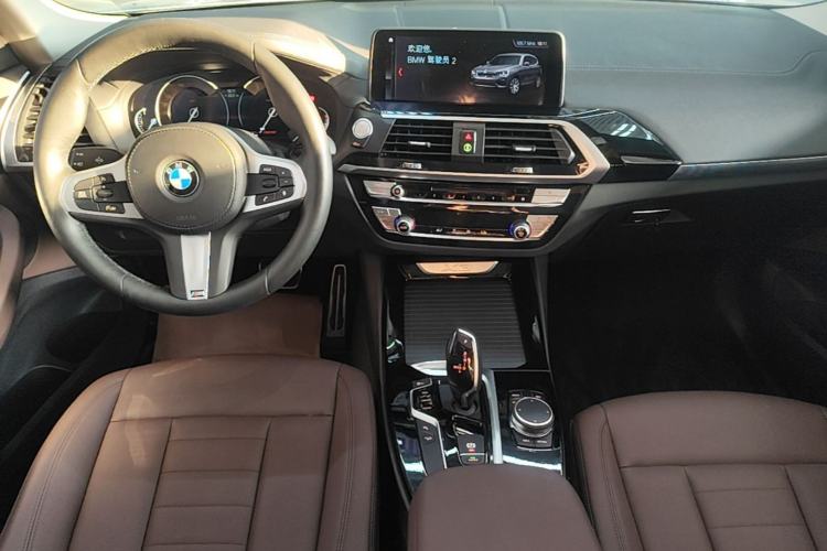 Used BMW X3 2019 xDrive25i M Sport Package Center Console