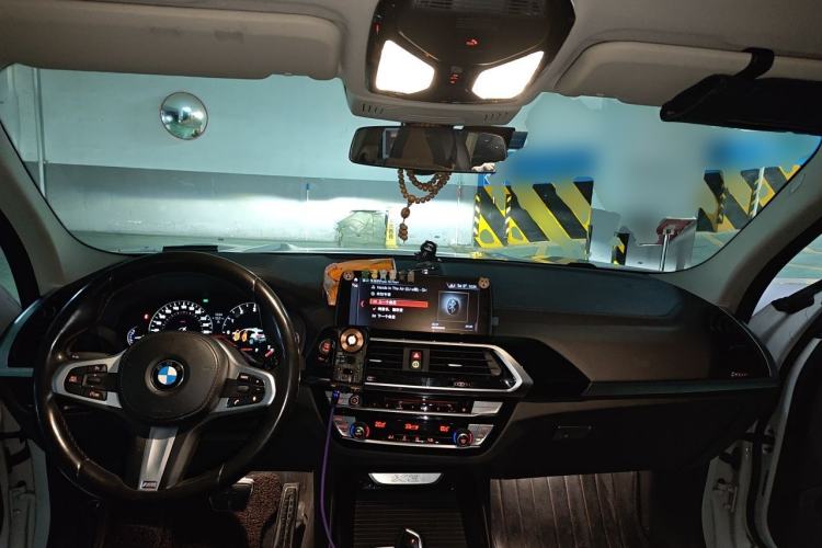 Used BMW X3 2019 xDrive25i M Sport Package Center Console