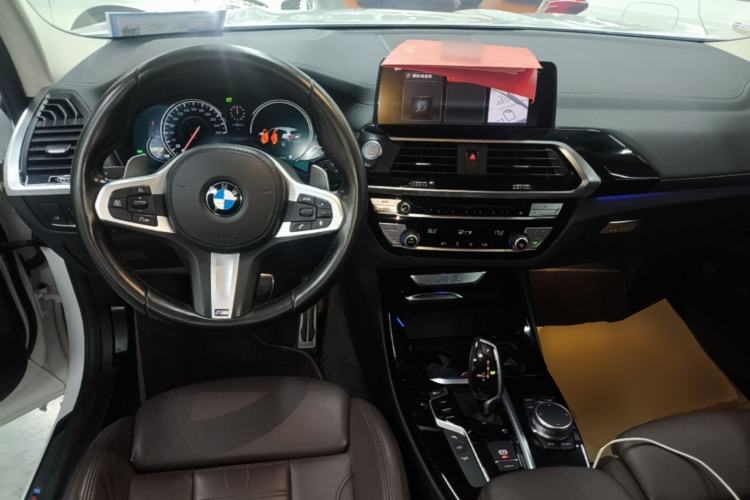 Used BMW X3 2019 xDrive28i M Sport Package Center Console