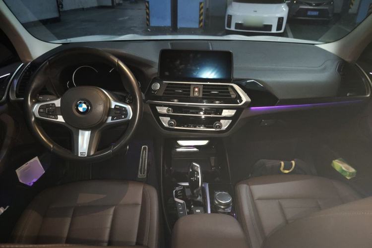 Used BMW X3 2019 xDrive25i M Sport Package Center Console