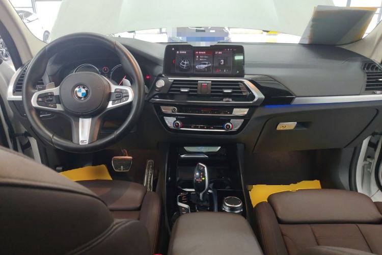 Used BMW X3 2019 xDrive28i M Sport Package Center Console