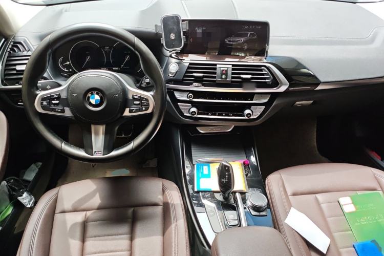 Used BMW X3 2019 xDrive25i M Sport Package Center Console