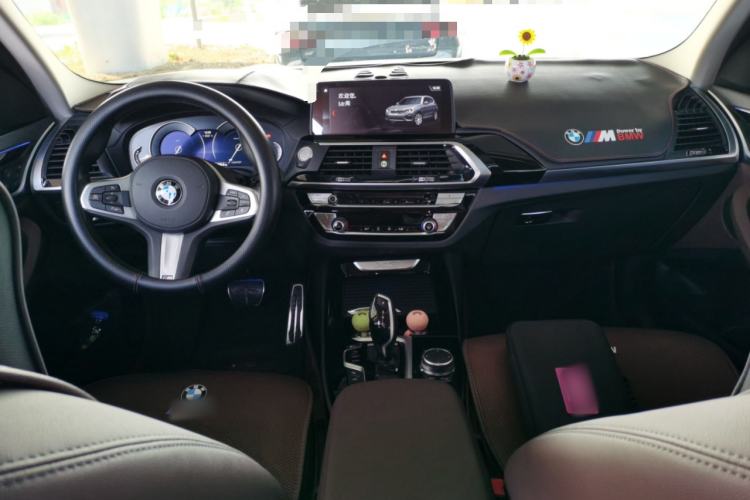 Used BMW X3 2019 xDrive25i M Sport Package Center Console