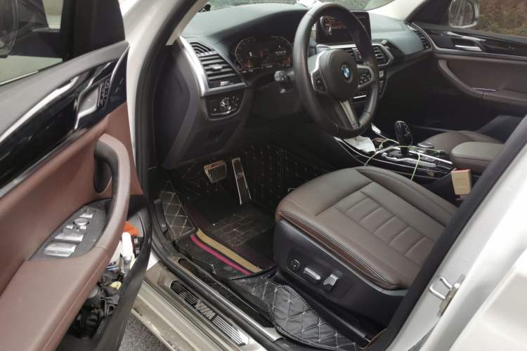 Used BMW X3 2019 xDrive25i M Sport Package Driver Seat