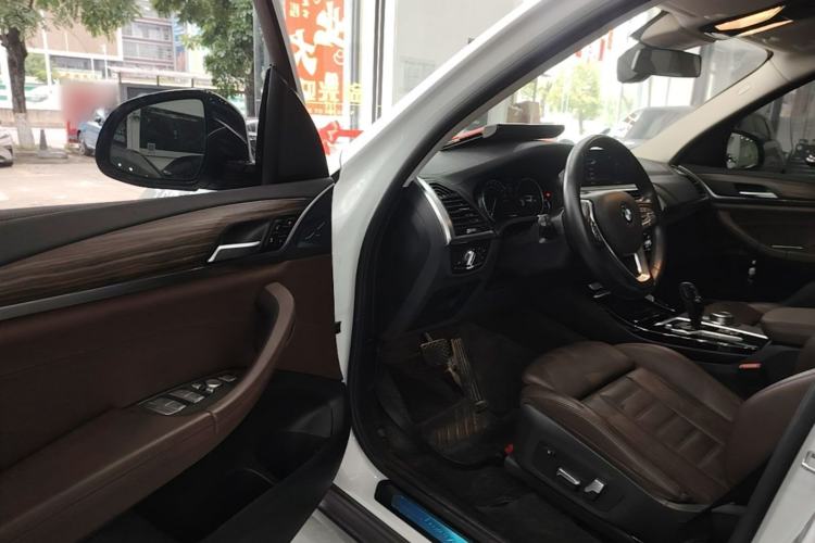 Used BMW X3 2019 xDrive28i Luxury Package Driver Seat