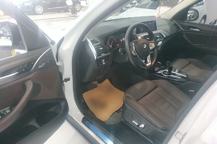 Used BMW X3 2019 xDrive28i Luxury Package Driver Seat
