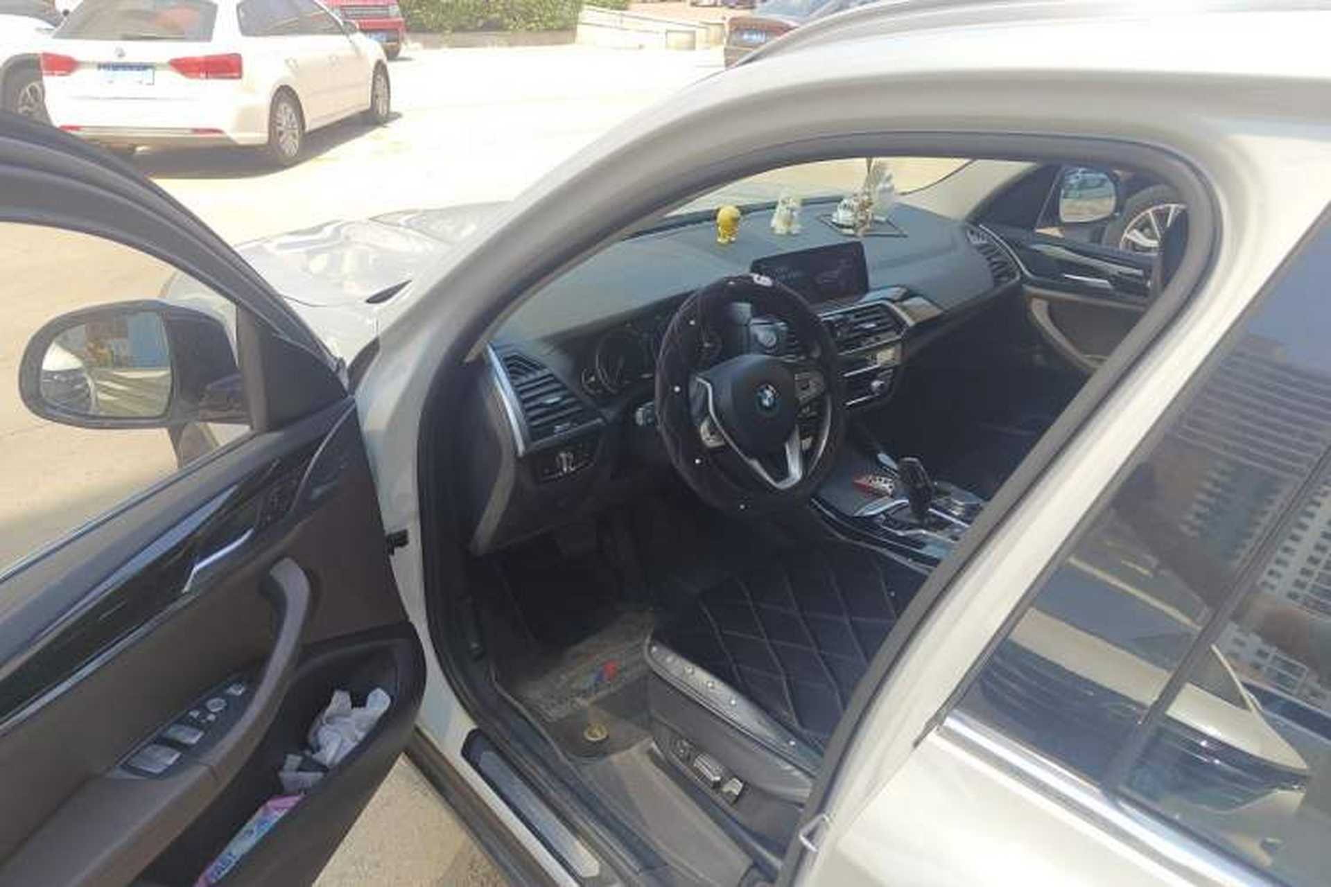 Used BMW X3 2019 xDrive25i Luxury Package Driver Seat