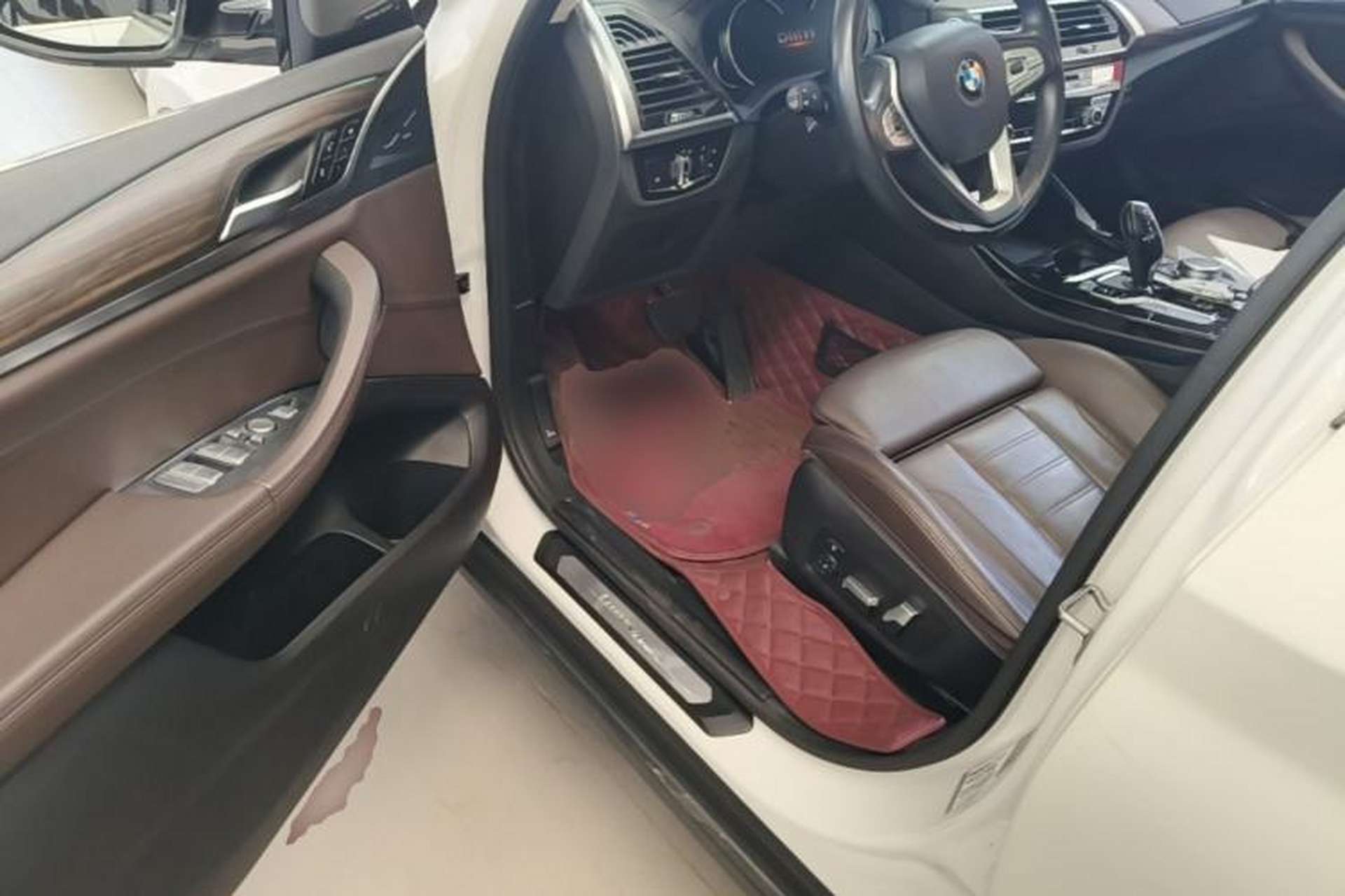 Used BMW X3 2019 xDrive28i Luxury Package Driver Seat
