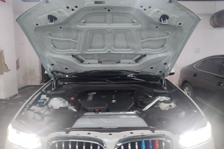 Used BMW X3 2019 xDrive25i Luxury Package Engine Bay