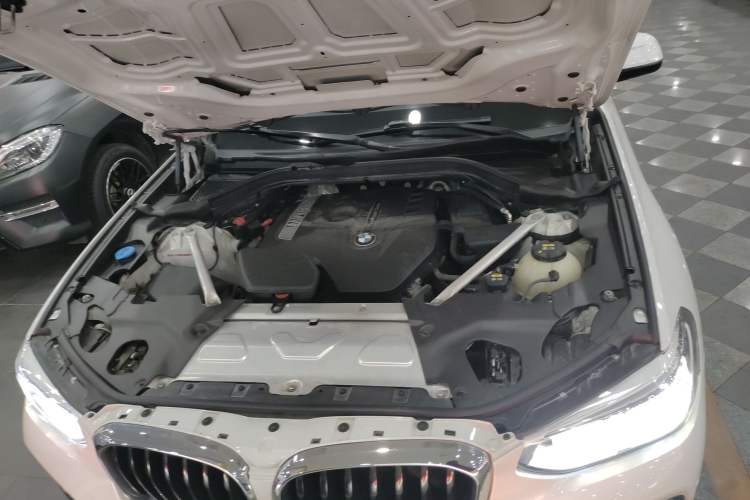 Used BMW X3 2019 xDrive25i M Sport Package Engine Bay