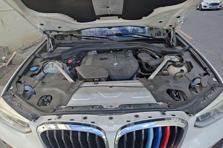 Used BMW X3 2019 xDrive25i M Sport Package Engine Bay