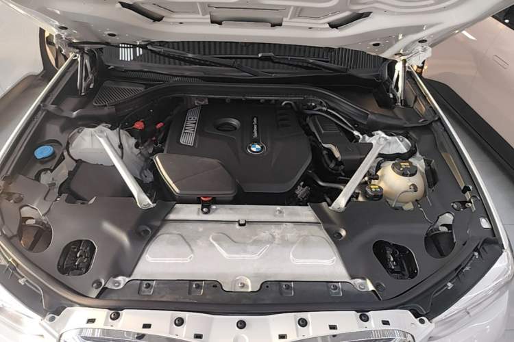 Used BMW X3 2019 xDrive25i M Sport Package Engine Bay