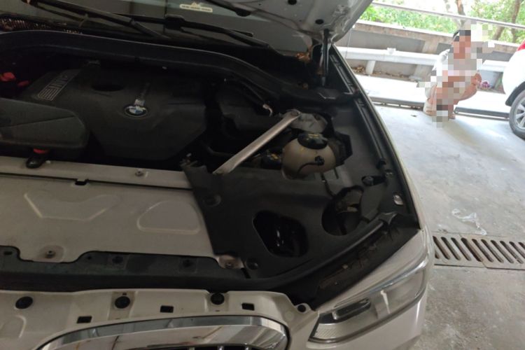 Used BMW X3 2019 xDrive28i Luxury Package Engine Bay Left