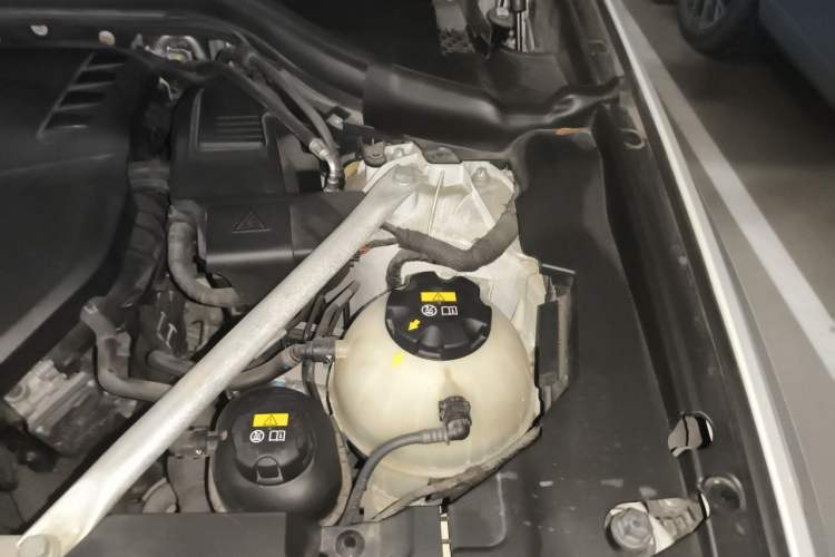 Used BMW X3 2019 xDrive28i M Sport Package Engine Bay Left
