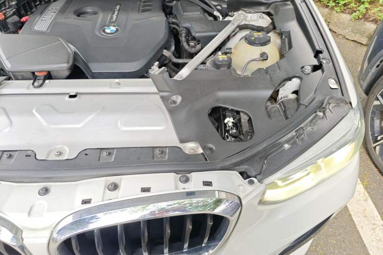 Used BMW X3 2019 xDrive25i M Sport Package Engine Bay Left