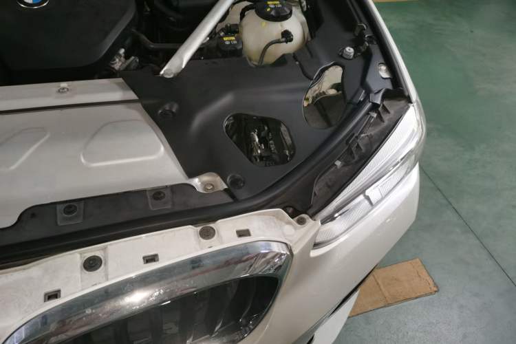 Used BMW X3 2019 xDrive28i M Sport Package Engine Bay Left