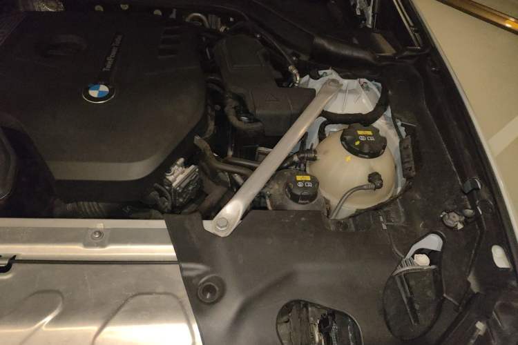 Used BMW X3 2019 xDrive25i M Sport Package Engine Bay Left