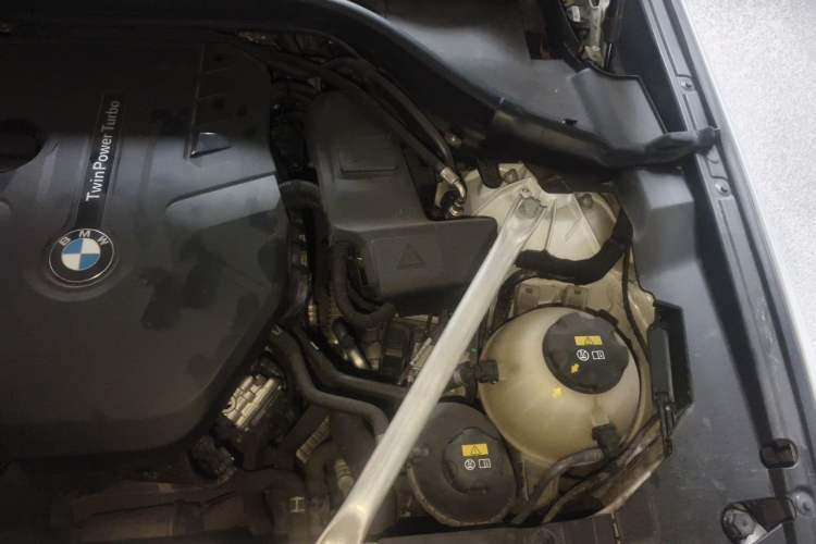 Used BMW X3 2019 xDrive25i M Sport Package Engine Bay Left