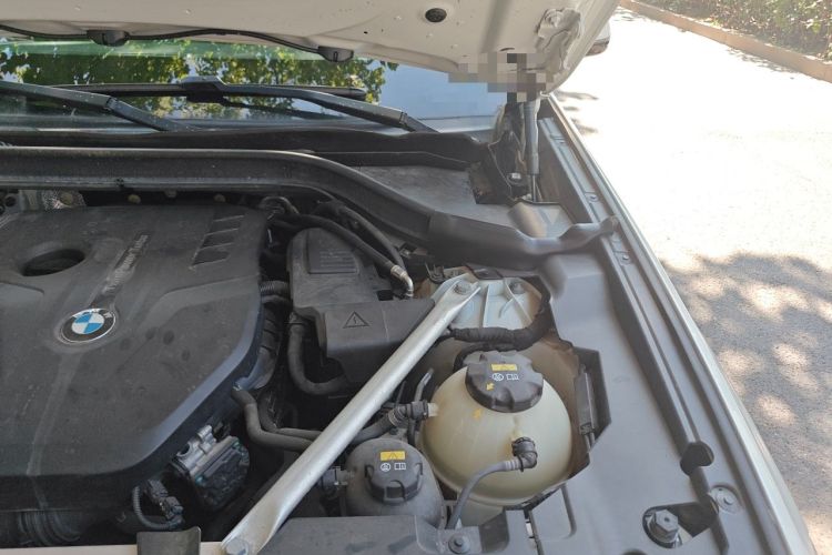 Used BMW X3 2019 xDrive28i Luxury Package Engine Bay Left