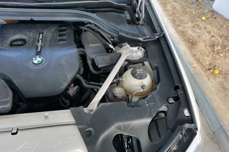 Used BMW X3 2019 xDrive25i M Sport Package Engine Bay Left