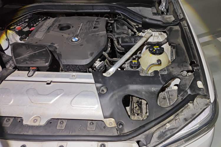 Used BMW X3 2019 xDrive28i M Sport Package Engine Bay Left