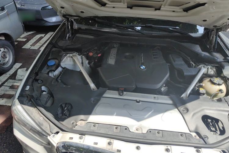 Used BMW X3 2019 xDrive28i Luxury Package Engine Bay Right