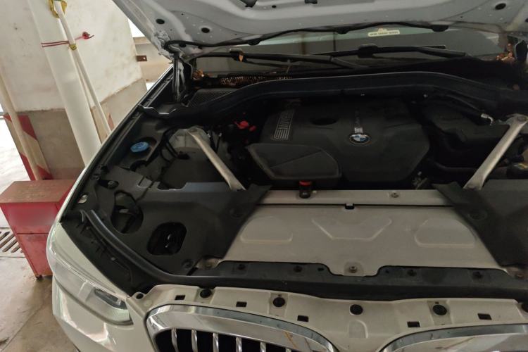 Used BMW X3 2019 xDrive28i Luxury Package Engine Bay Right