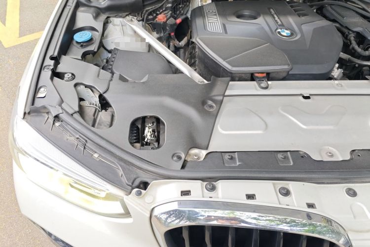 Used BMW X3 2019 xDrive25i M Sport Package Engine Bay Right