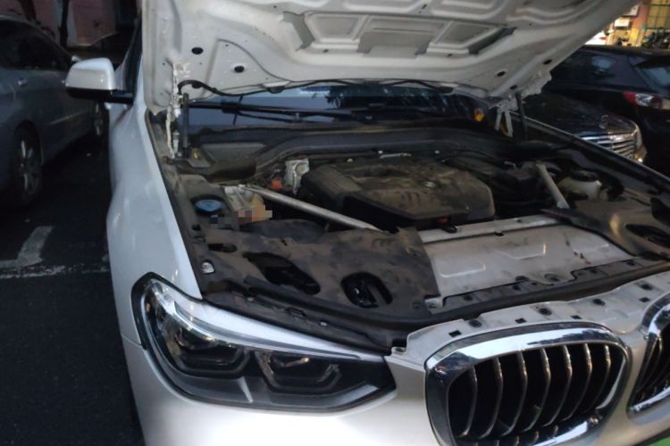 Used BMW X3 2019 xDrive28i Luxury Package Engine Bay Right
