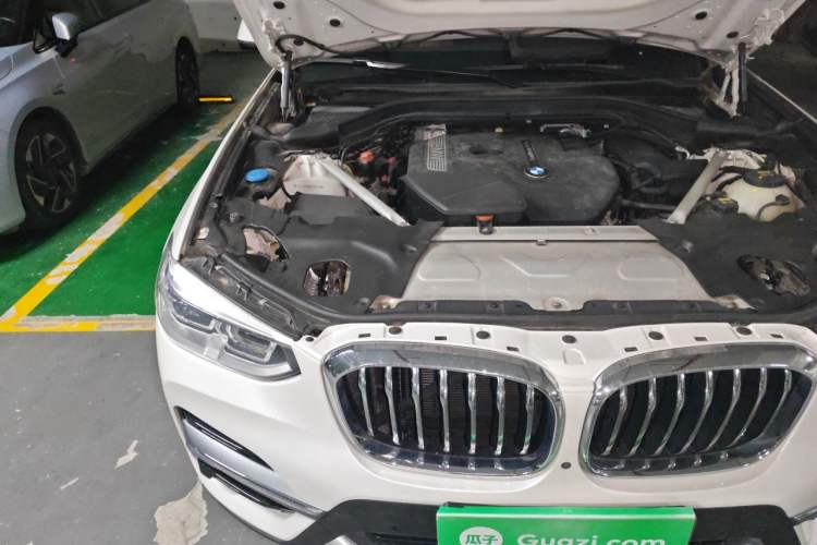 Used BMW X3 2019 xDrive28i Luxury Package Engine Bay Right