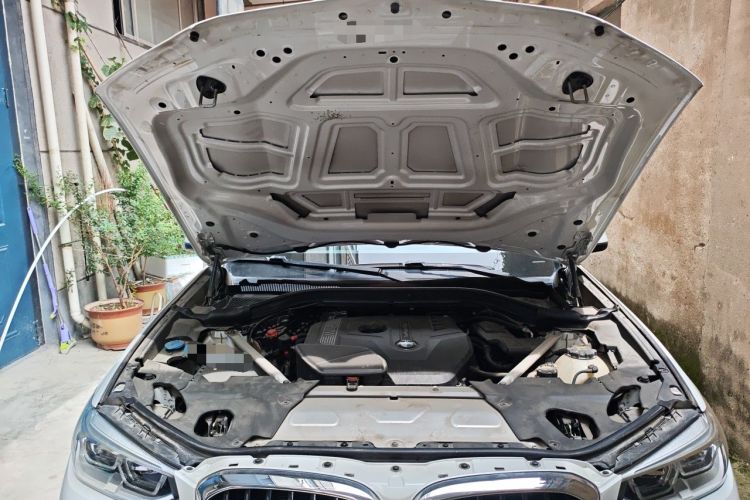 Used BMW X3 2019 xDrive25i M Sport Package Engine Bay