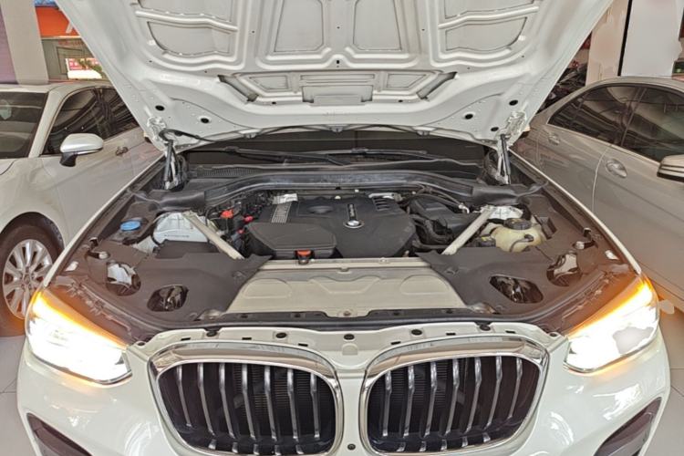 Used BMW X3 2019 xDrive25i M Sport Package Engine Bay