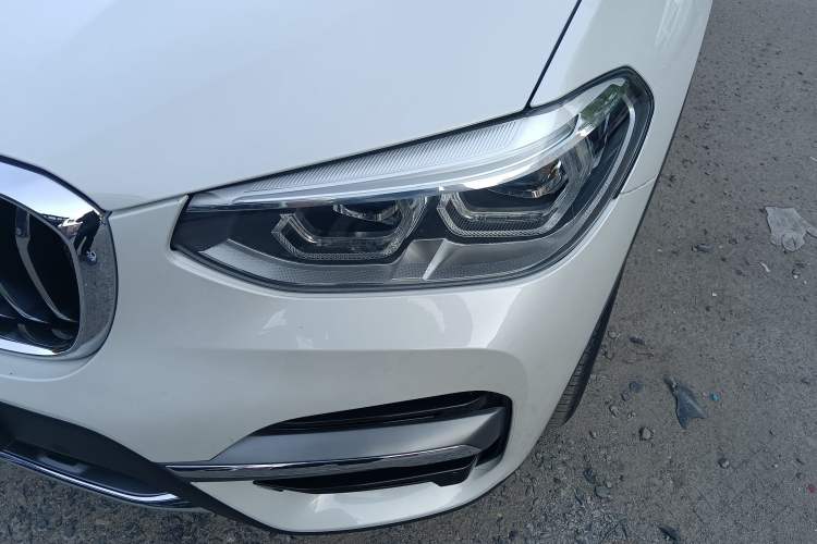 Used BMW X3 2019 xDrive25i Luxury Package Exterior 1