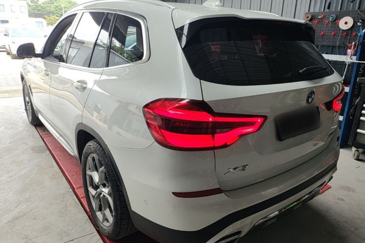 Used BMW X3 2019 xDrive28i Luxury Package Exterior 2