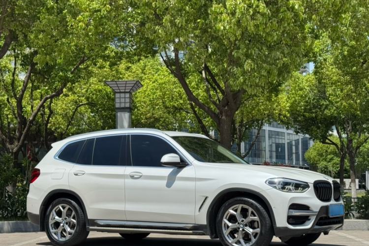 Used BMW X3 2019 xDrive28i Luxury Package Exterior 2