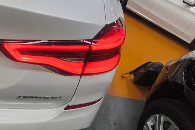 Used BMW X3 2019 xDrive28i M Sport Package Exterior 3