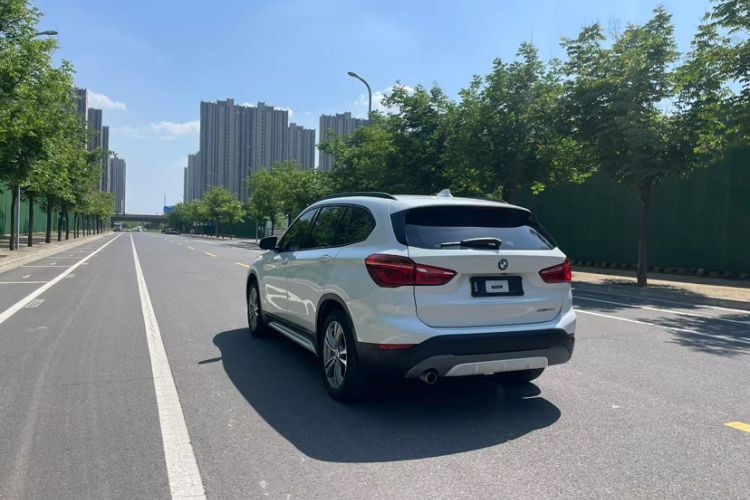 Used BMW X3 2019 xDrive28i Luxury Package Exterior 4