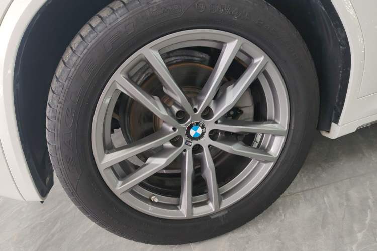 Used BMW X3 2019 xDrive28i M Sport Package Exterior 4